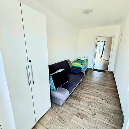 Nina Apartament *