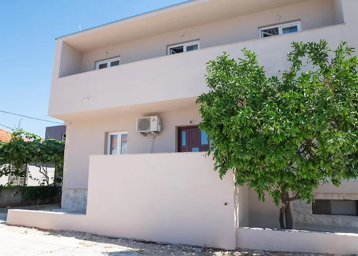 Nina * Zadar